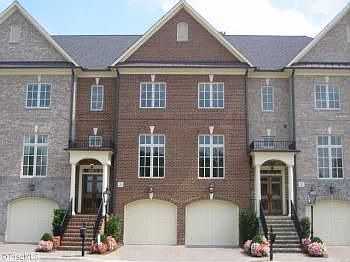 1st image of 3 Old Saybrook Dr