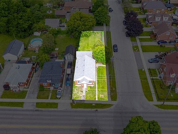 4th image of 249 Clarence St