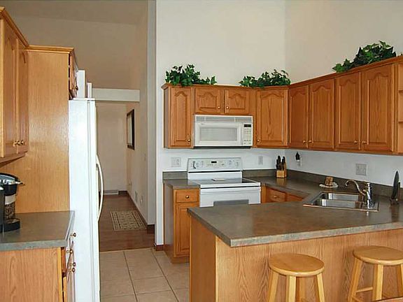 4th image of 200 Plantation Dr