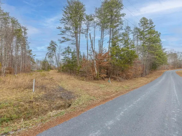 155 Harris Ln, Palmyra, VA 22963