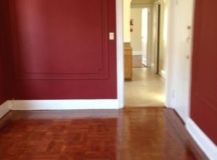 10425 91st Ave, Richmond Hill, NY 11418