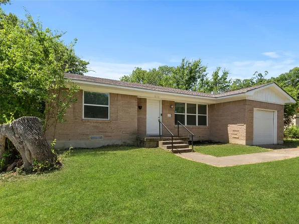 1813 Crescent St, Denton, TX 76201