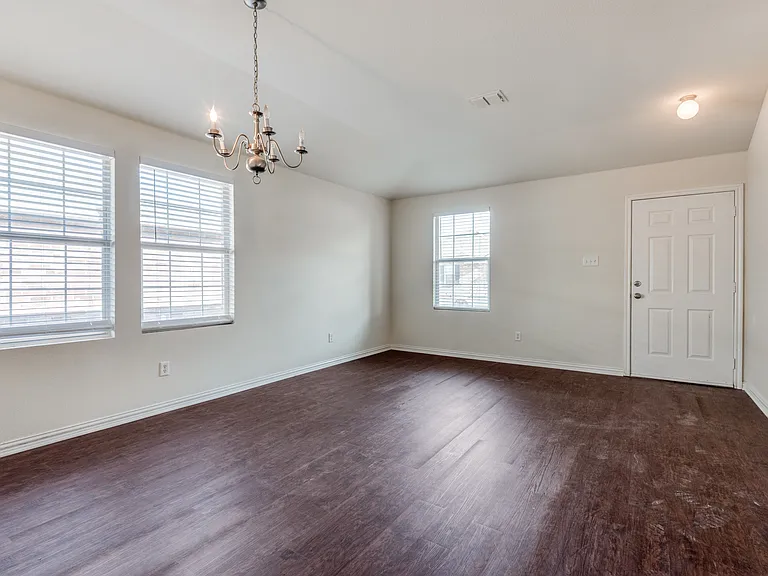 1942 Ryder Dr — Photo 10