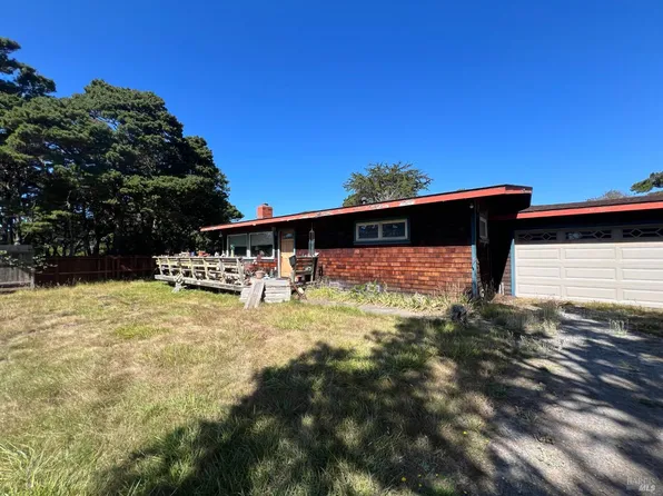 25221 Ward Avenue, Fort Bragg, CA 95437