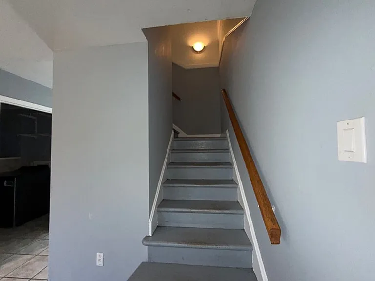 7244 Hazelcrest Dr — Photo 9