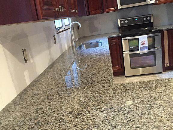 4th image of 380 Gauvin Dr