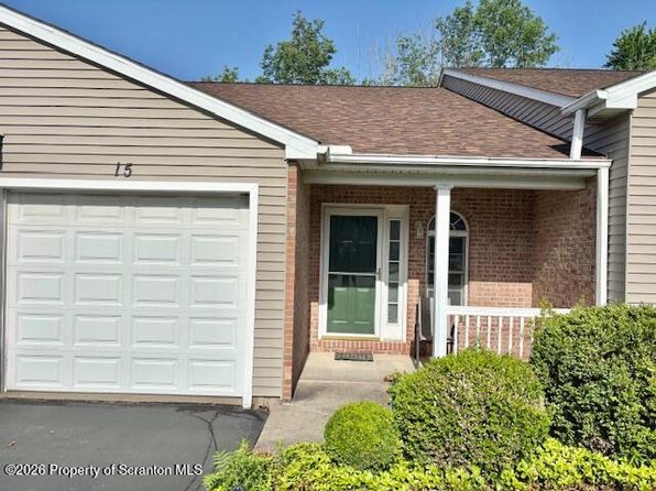 15 Parkland Dr S #2