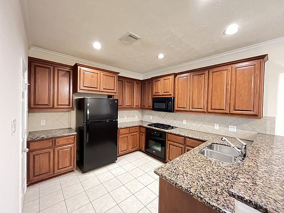 5th image of 7814 Stoneyway Dr