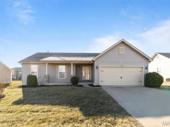 237 Austin Oaks Dr, Moscow Mills, MO 63362