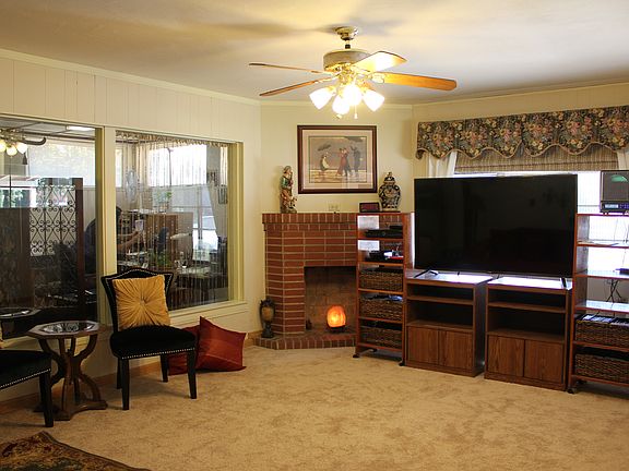 3rd image of 2981 Marysville Blvd