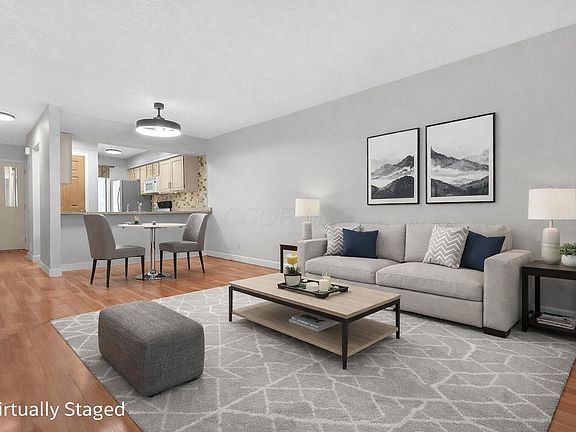 3rd image of 3151 Parkview Dr