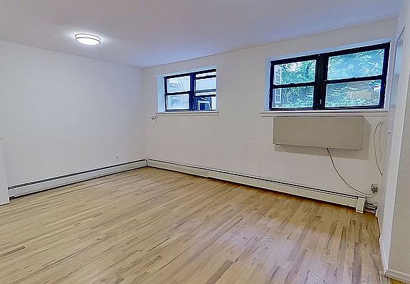 5th image of 311 Atlantic Ave APT 1R