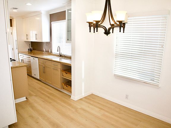 4th image of 721 Avenue A