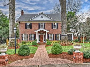 2700 Sherwood Ave, Charlotte, NC 28207