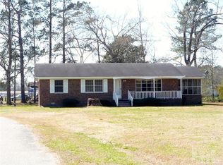 108 Kenan St, Wallace, NC 28466