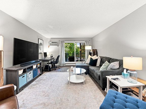 2nd image of 3155 Coachman Rd APT 381