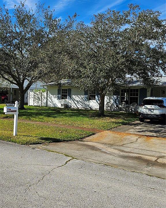 1st image of 1468 N Page Dr