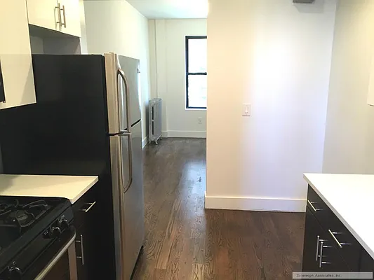 Rented by Sovereign Associates | media 4