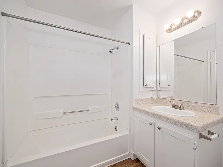 Wind Chase Apartment Homes — Photo 9