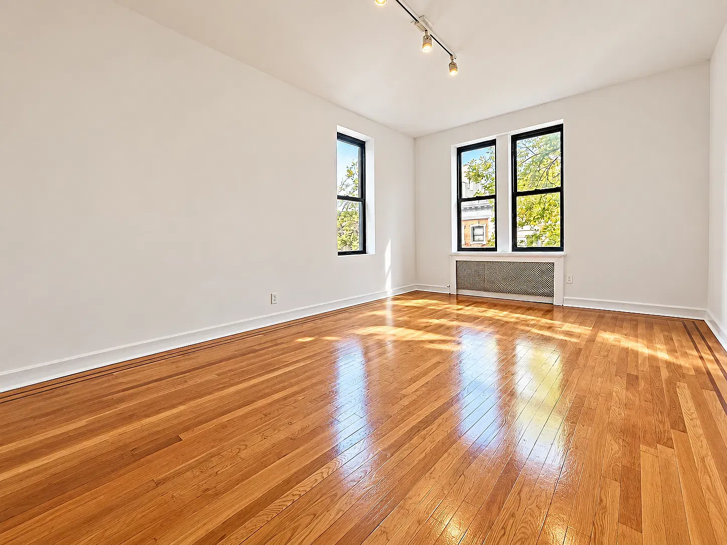 97 Brooklyn Avenue — Photo 4