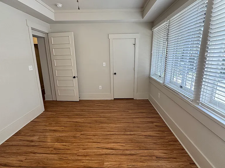 519 E Capitol Ave #1C — Photo 15