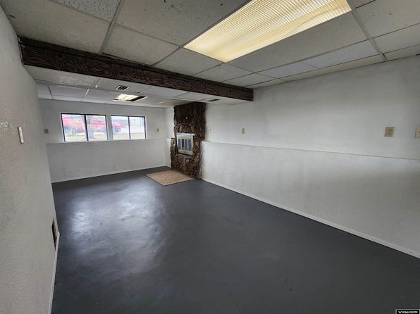 2245 Prairie Ln, Bar Nunn, WY 82601