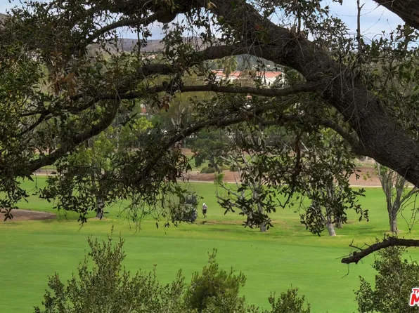 223 Green Heath Pl, Thousand Oaks, CA 91361