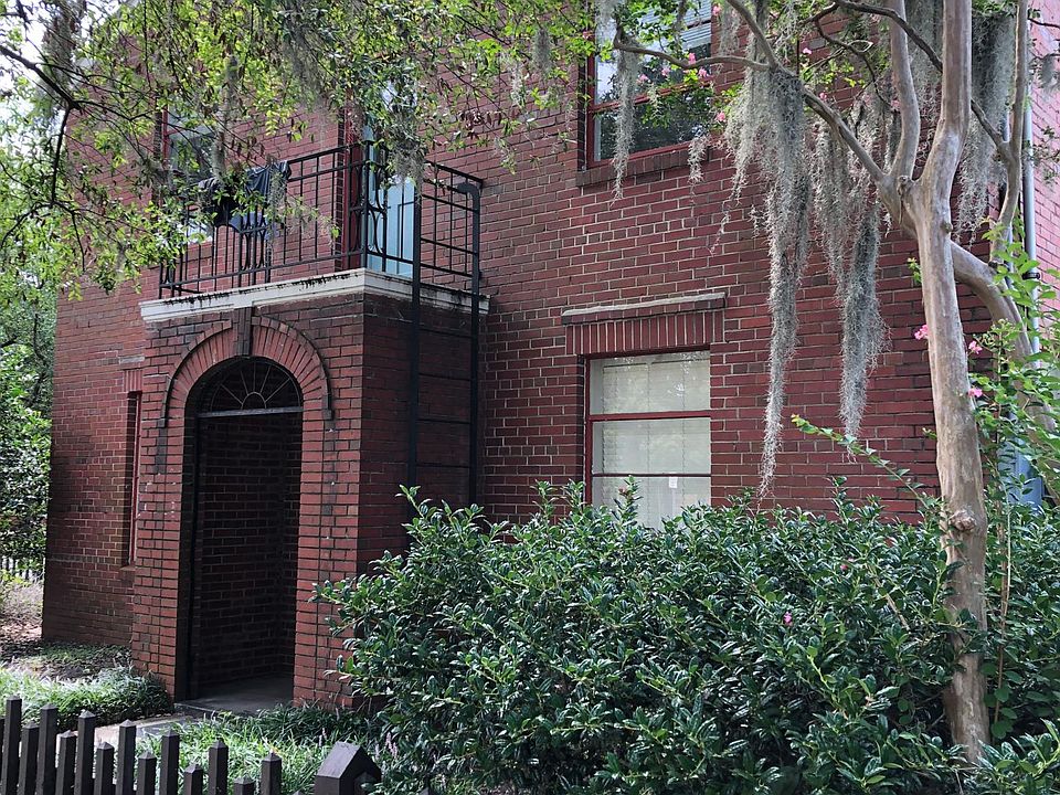 2nd image of 420 Orange St