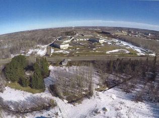 4818 Maple Grove Rd, Hermantown, MN 55811