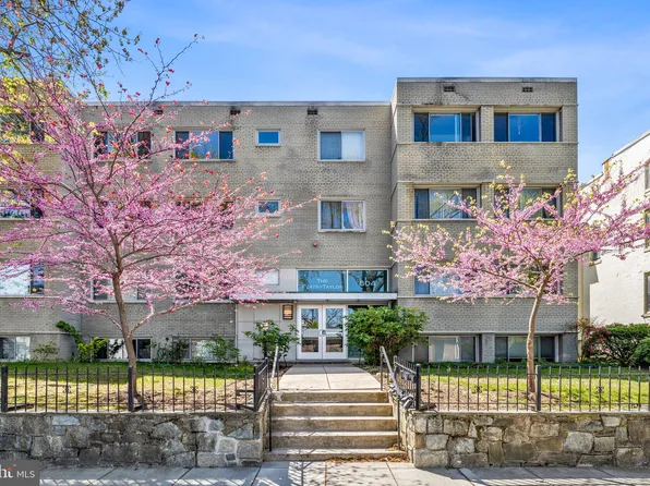 804 Taylor St NW APT 105, Washington, DC 20011