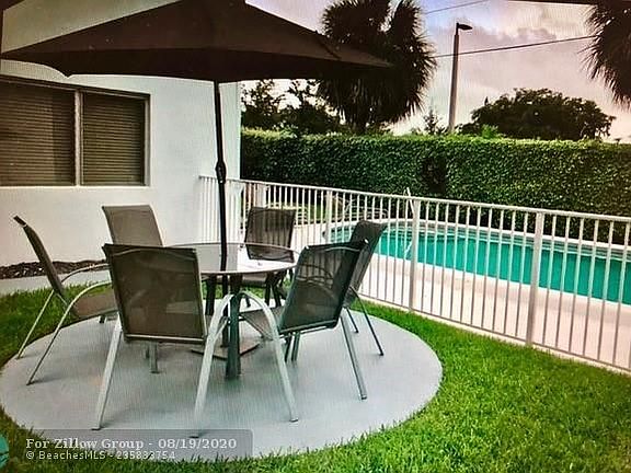 2nd image of 2050 NE 39th St #205A