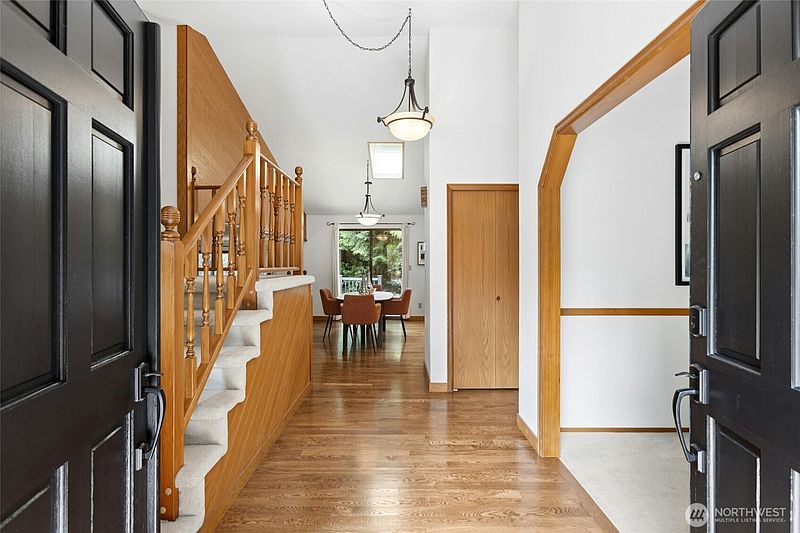 5th image of 14818 NE 198th Street
