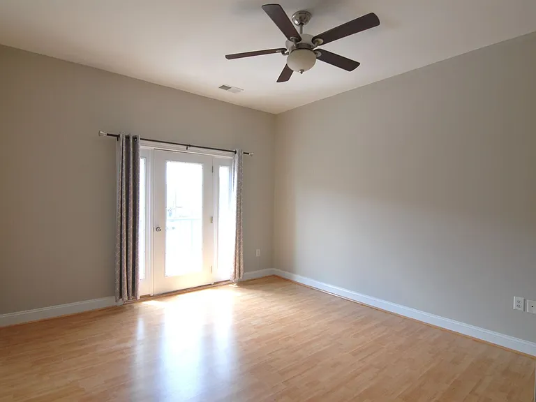360 S Elm St #109 — Photo 11