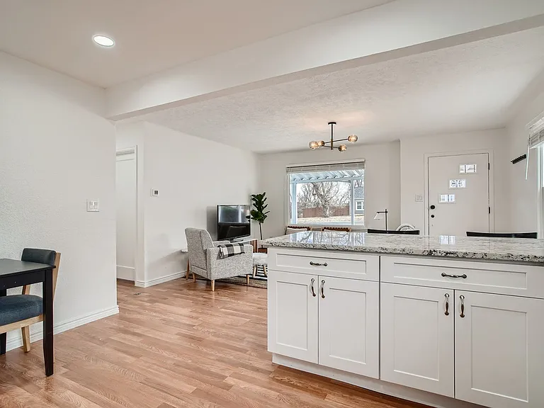 4685 Pierce St — Photo 13