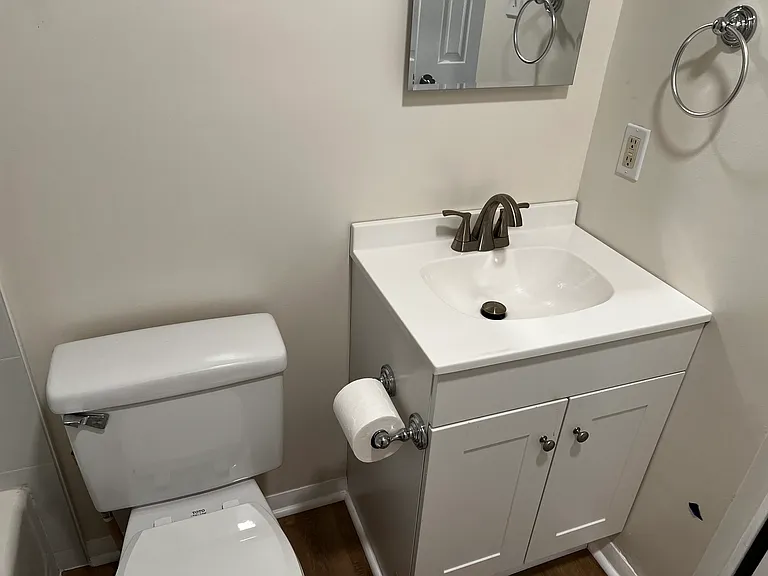 328 Barcelona Ln — Photo 10