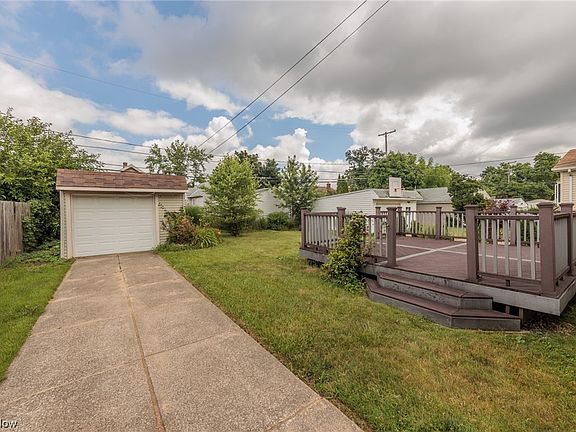 3rd image of 7114 Dartworth Dr