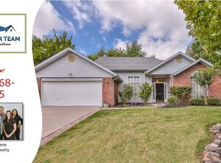 5640 Blake Ln, Springdale, AR 72762