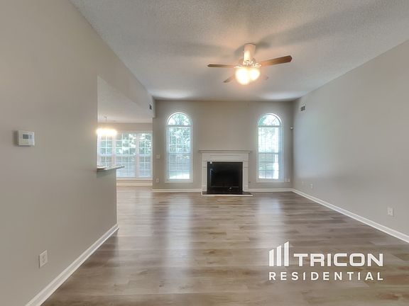 2nd image of 4108 Lake Summit Ct