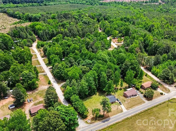 50 Pineview Cir, Wadesboro, NC 28170
