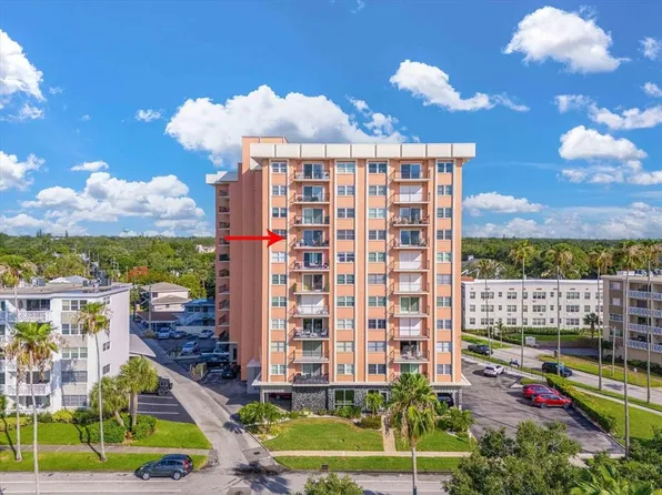 1120 N Shore Dr NE Unit 802, Saint Petersburg, FL 33701