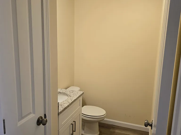 2-5 Megway Ct — Photo 26
