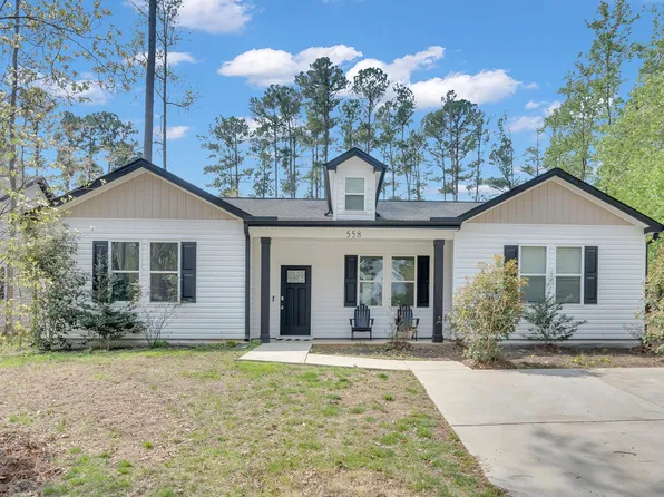 558 Shawnee Dr, Louisburg, NC 27549