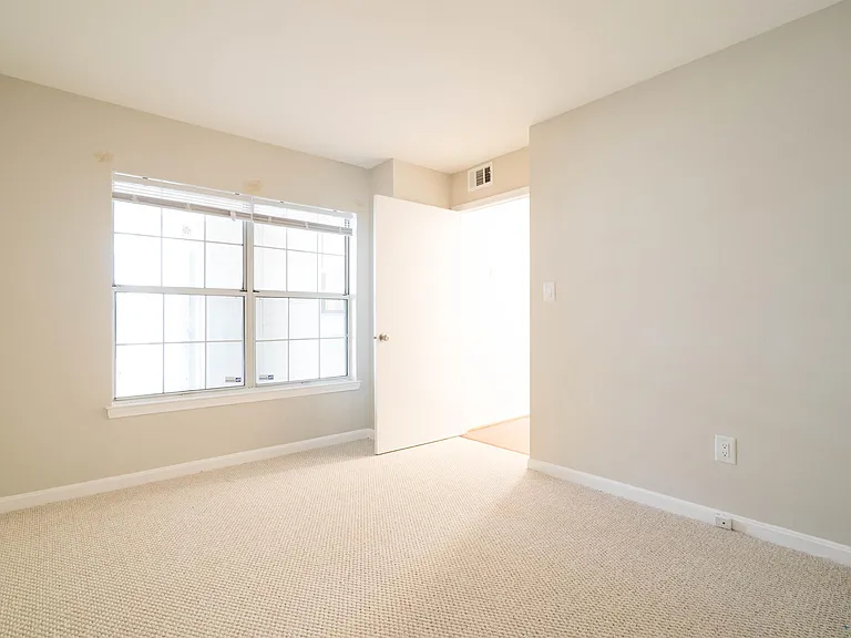 10403 Beacon Ridge Dr #1 — Photo 2
