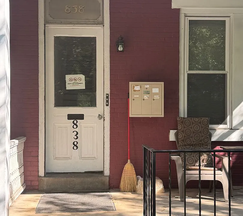 836-838 Delaware Ave