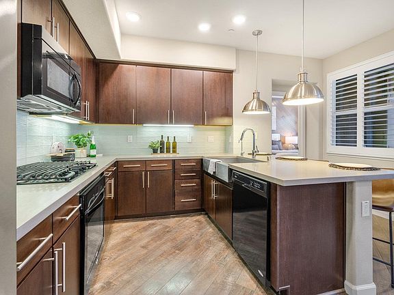 2nd image of 1150 Karby Ter Unit 302