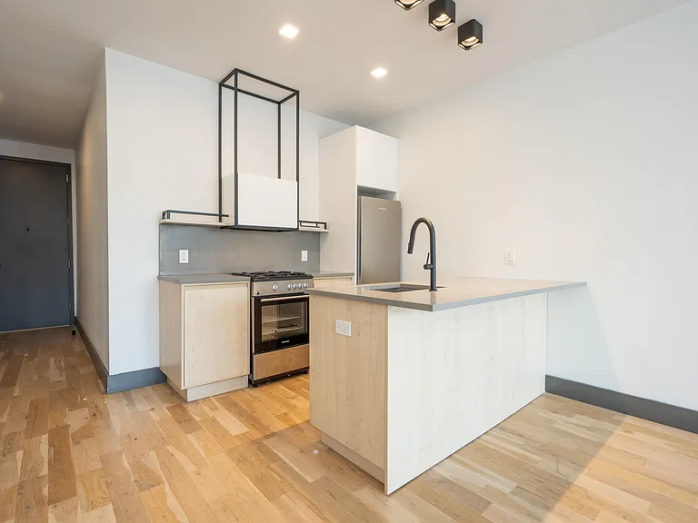 424 Arlington Ave #408 — Photo 8