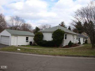 63 Southern Blvd, Danbury, CT 06810