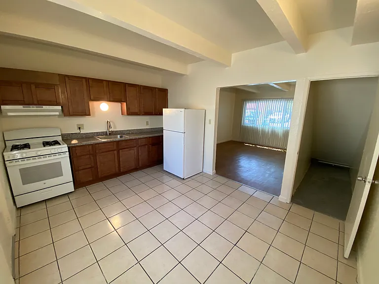 Casa de Luna Townhomes — Photo 40