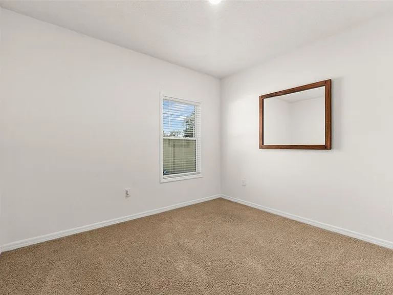 8008 SW 62nd Ct — Photo 9
