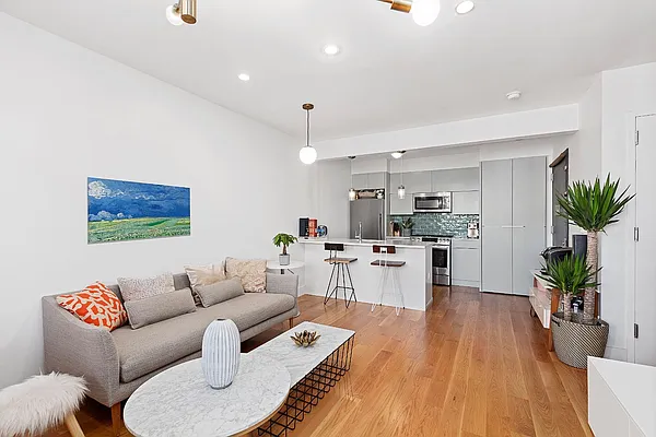 Rented by Keller Williams NYC | media 17
